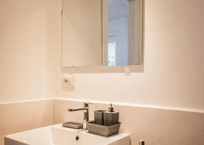 Pietralata House Esagonale Guest house *